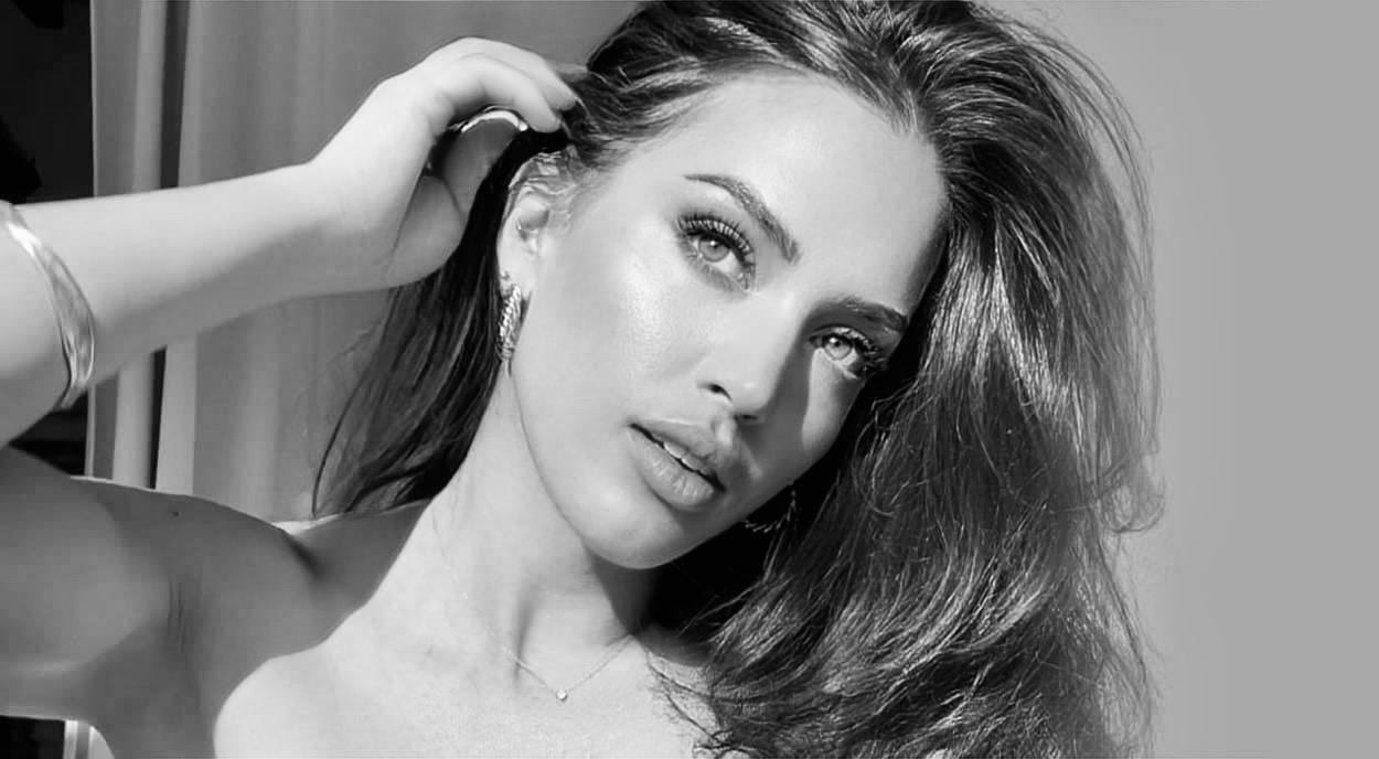 Surgical Procedures 1 KatieCorio ChampagneBrowsBlackWhite